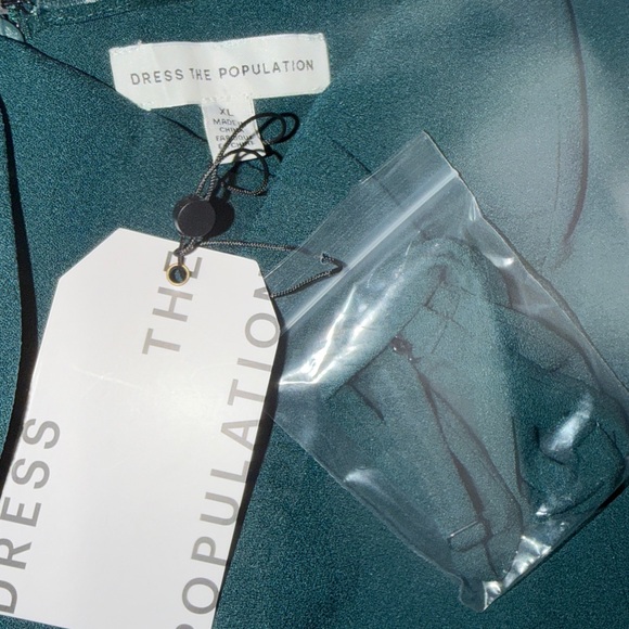 NWT-Dress the Population Women's Bailey Off the Shoulder Sweetheart Bodycon Midi - Picture 6 of 9